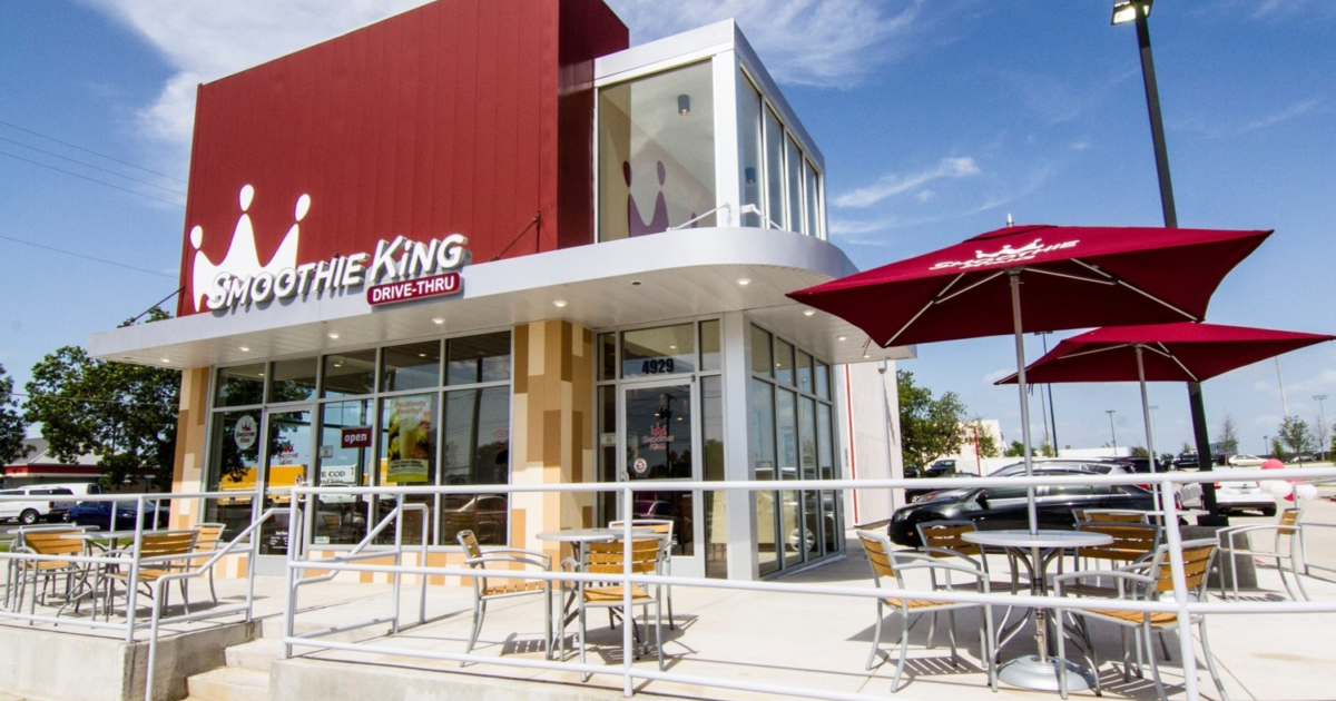 2 Chainz Becomes the Newest Smoothie King Franchisee