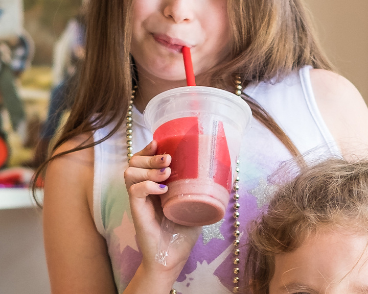 https://cdn.smoothieking.com/images/smoothies/lifestyle/_lifestyleImage/Kids.jpg